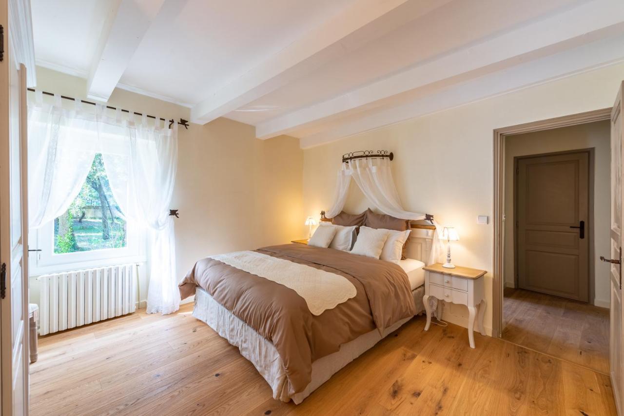 Maison D'Hotes Les Caroubiers Montségur-sur-Lauzon Екстериор снимка